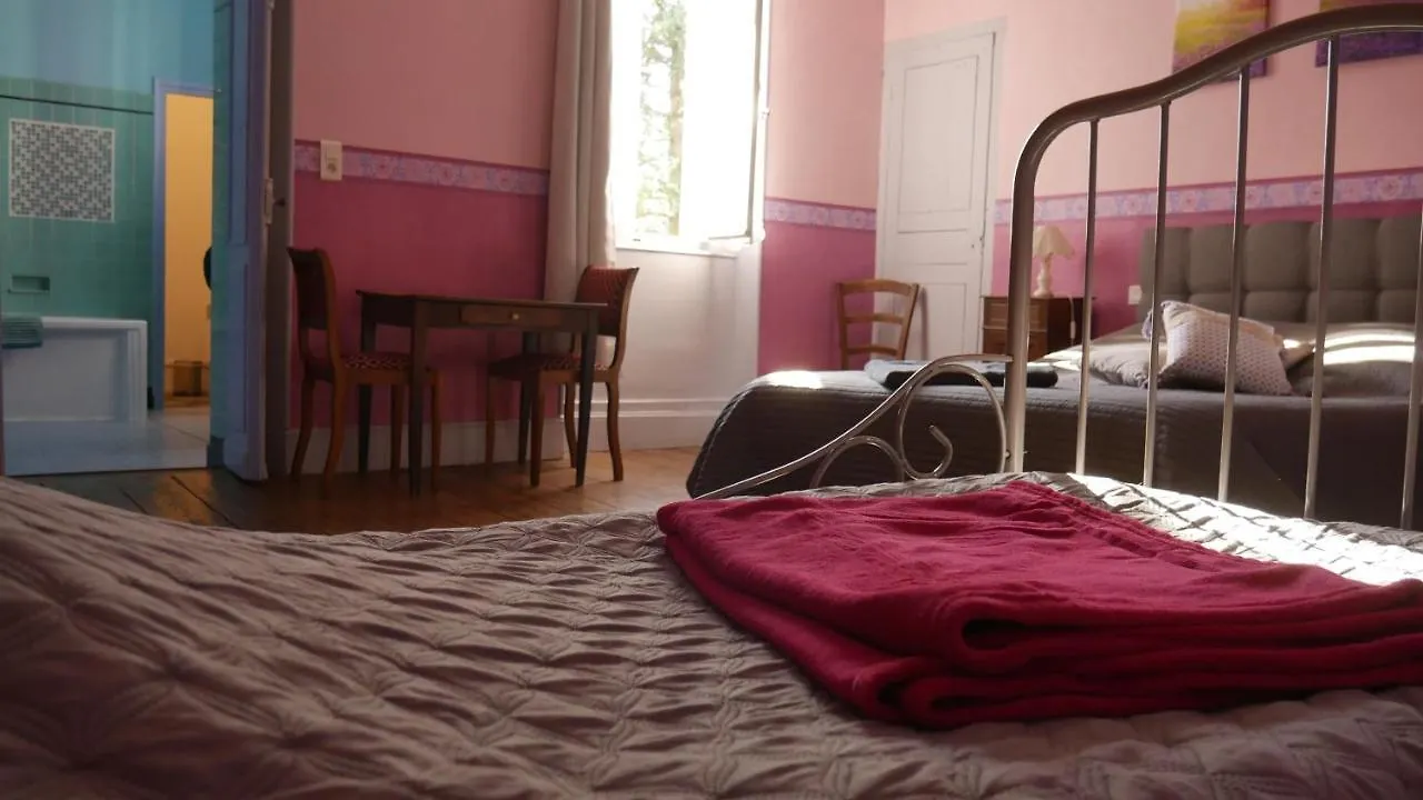 La Maison des 4 M Lavelanet Couette-café